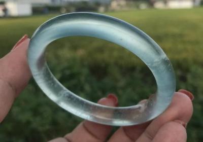 “翡翠芙蓉绿”是哪种颜色？