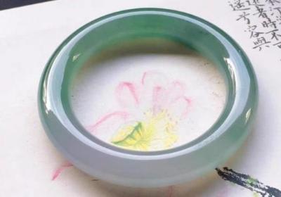 一条金项链一般要多少钱？