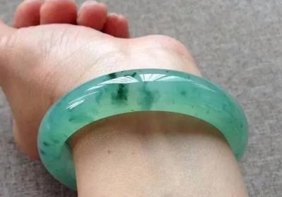 75b适合何种体重的人？