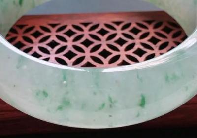 a类翡翠的介绍和特点