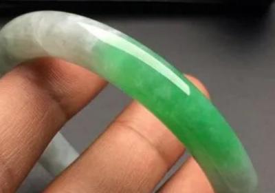 一颗珍珠的普通价格是多少？