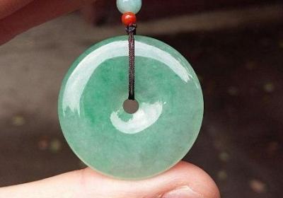 三色和田玉：是否值得珍藏？
