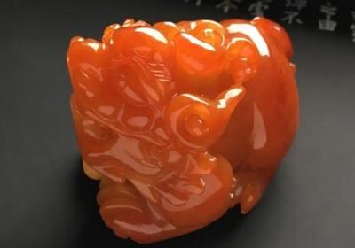 为什么左手不能戴手串？