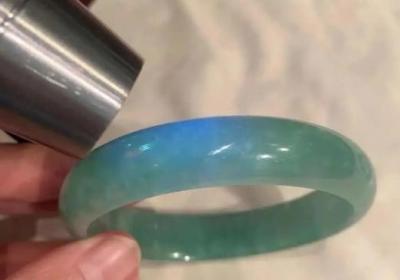 能同时佩戴和田玉手镯和手串吗？