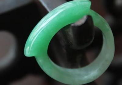 老山檀香手串的收藏价值，你了解多少？