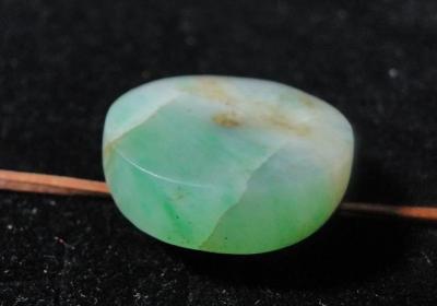 能同时佩戴两条手串吗？