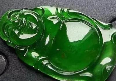 老蓝水翡翠在市场上有高价值吗？