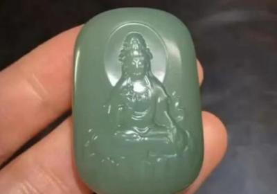 能否将黑曜石戴在脚上？