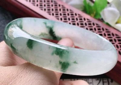 能否将玉石变现？