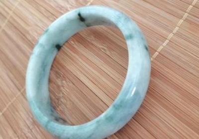 能戴黑曜石睡觉吗？