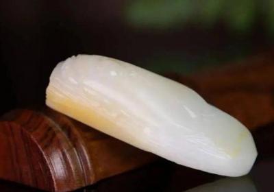 能否戴翡翠？属牛人的饰品选择指南