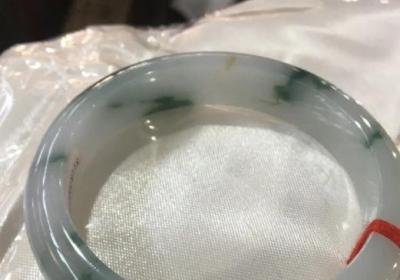 能否用鸡血石做成珠子？