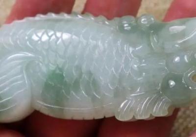 蓝水料翡翠如何评价？