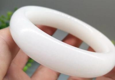 蓝水翡翠挂件报价，值得珍藏！