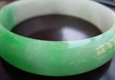 菱镁矿与绿松石有关系吗？