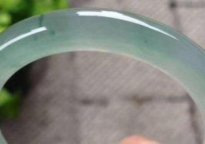 蔷薇辉石是否适合收藏？