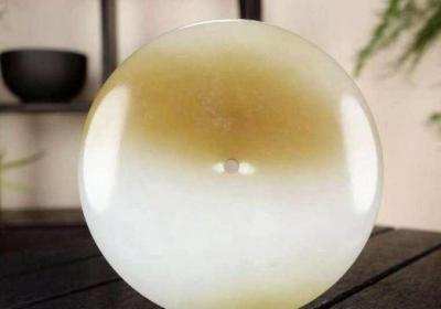 莫湾产原翠石独树一帜