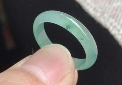 蔷薇辉石是否存在假货？