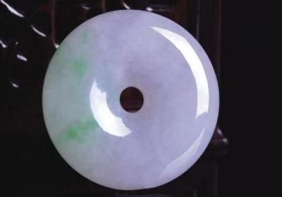 蜂蜜色琥珀：比玉石珍贵的蜜蜡