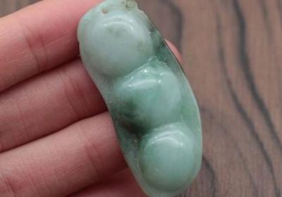 解读红宝石的象征意义