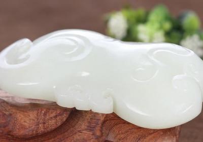蝉翡翠吊坠的内涵